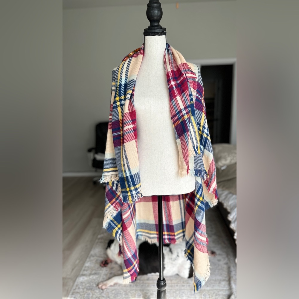 Scarf - Picture 2 of 11